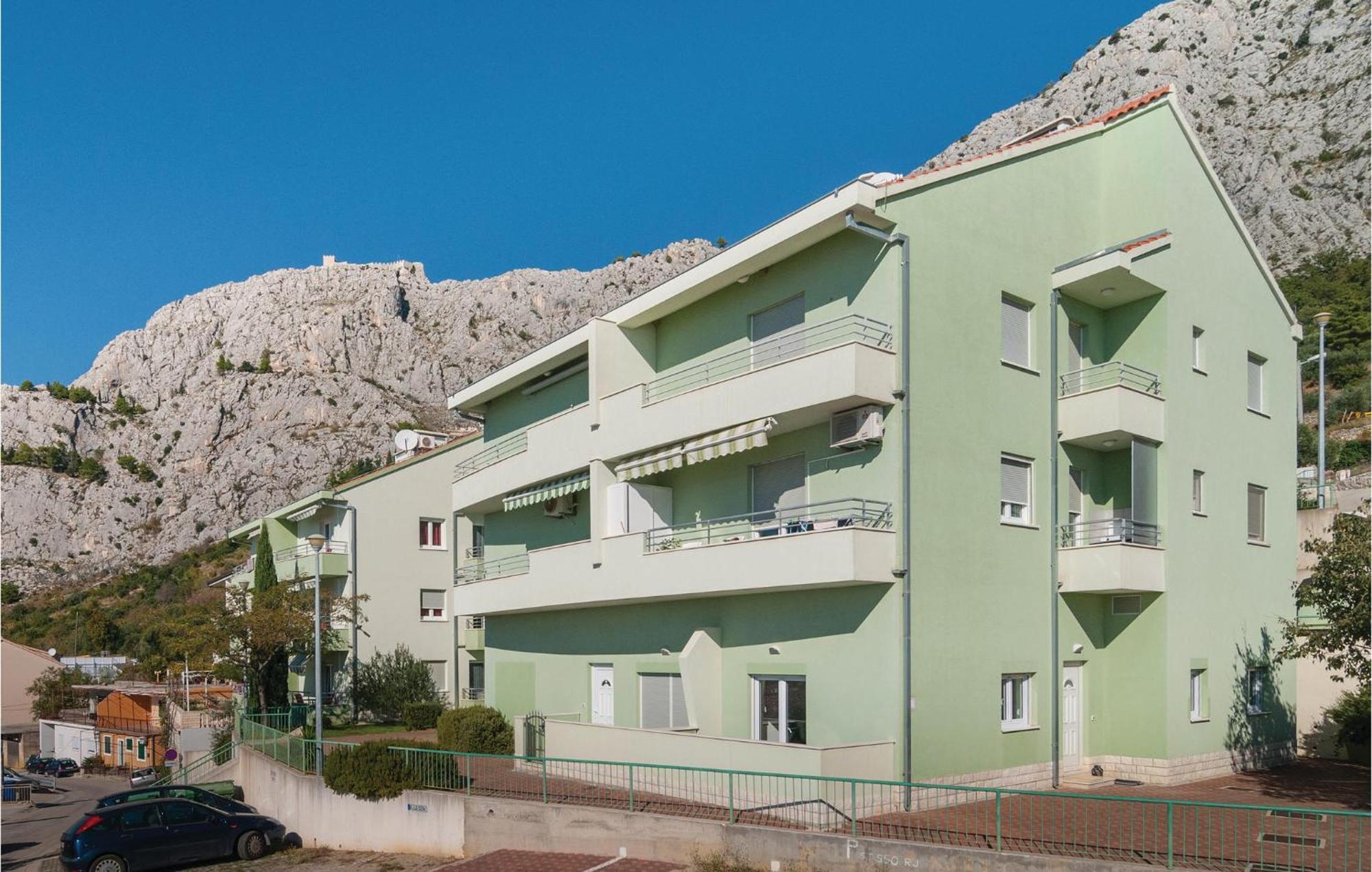 Nice Apartment In Omis With House Sea View Экстерьер фото