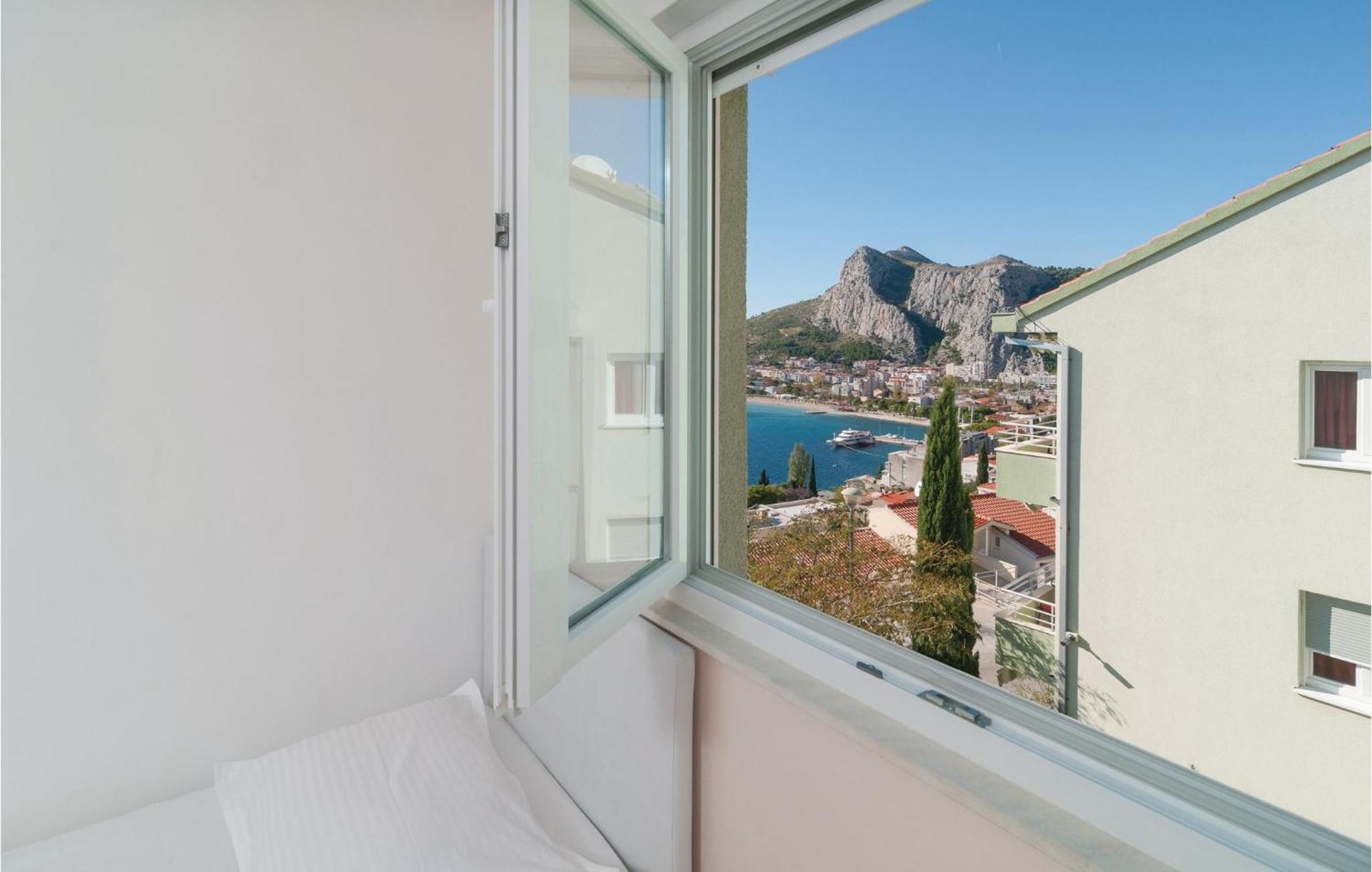 Nice Apartment In Omis With House Sea View Экстерьер фото